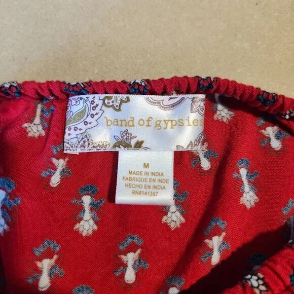 Band of Gypsies Red Off Shoulder Boho Top M Cropped Floral Bell Sleeve Fringe - Picture 7 of 10